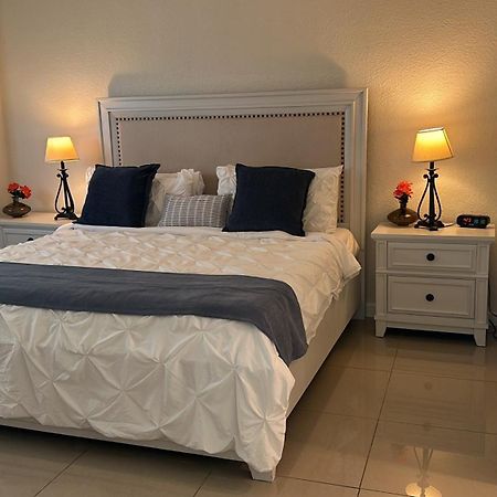 Hollywood Apartment By The Sea Ngoại thất bức ảnh