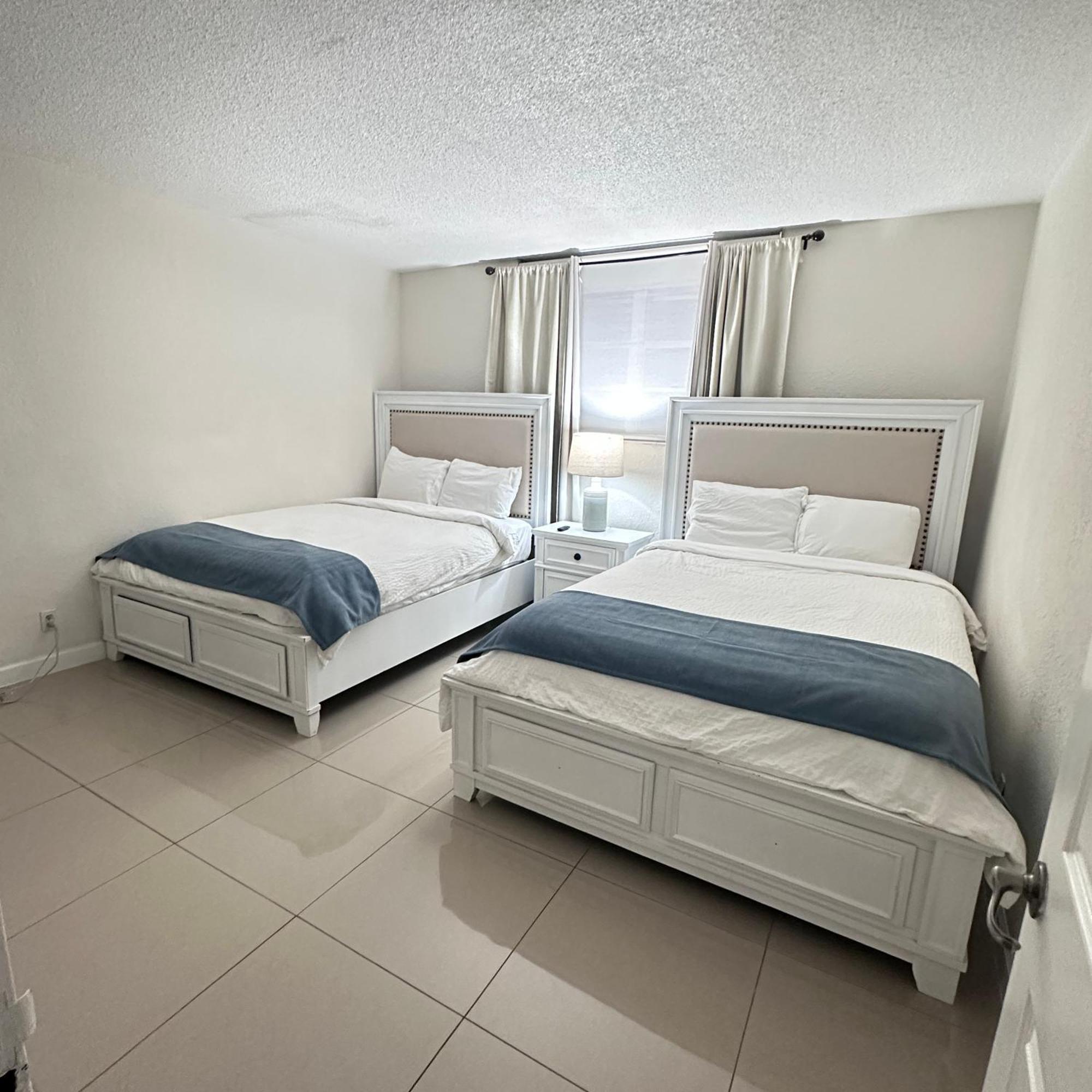 Hollywood Apartment By The Sea Ngoại thất bức ảnh