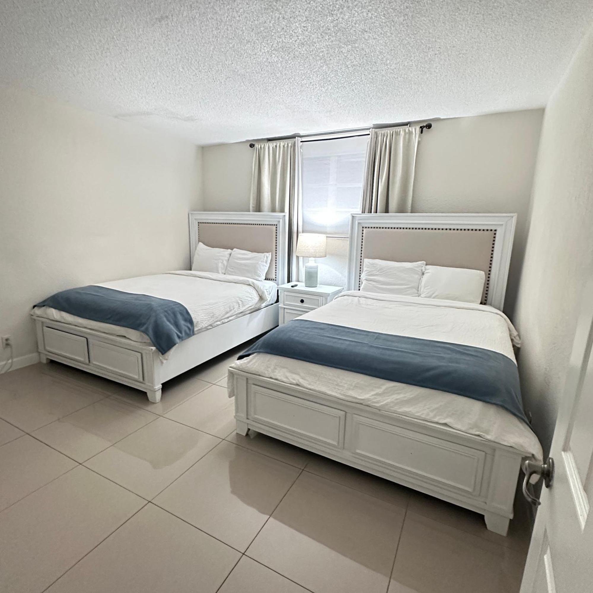 Hollywood Apartment By The Sea Ngoại thất bức ảnh